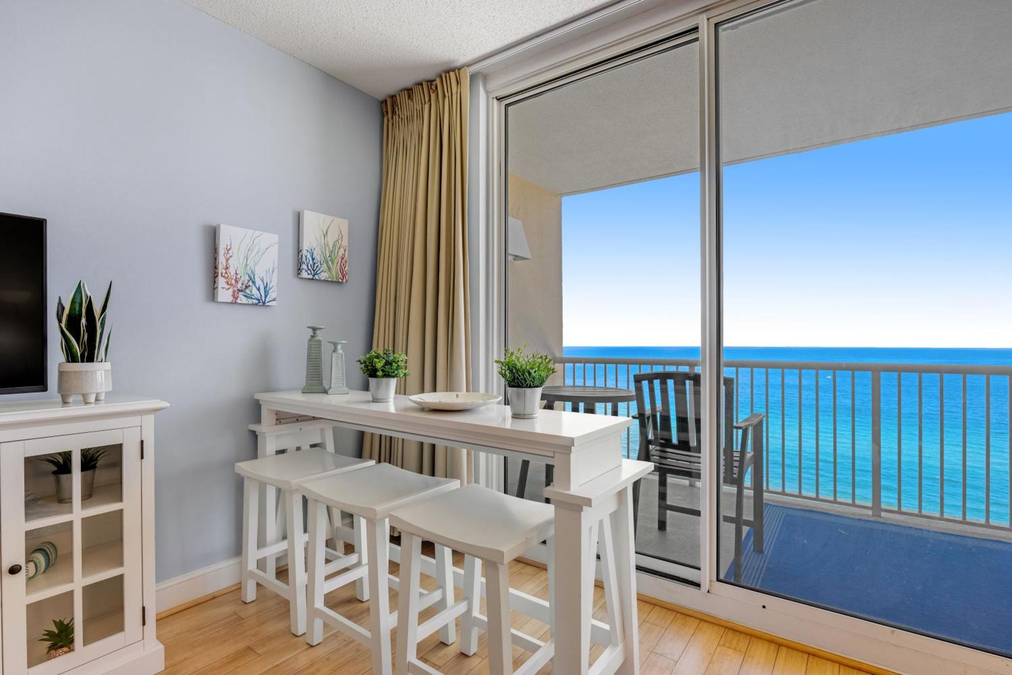 Parking Fee Included-Majestic 1-1606! Gulf Front 1Bedroom, Pool,Hot Tubs,Tennis Panama City Beach Eksteriør billede